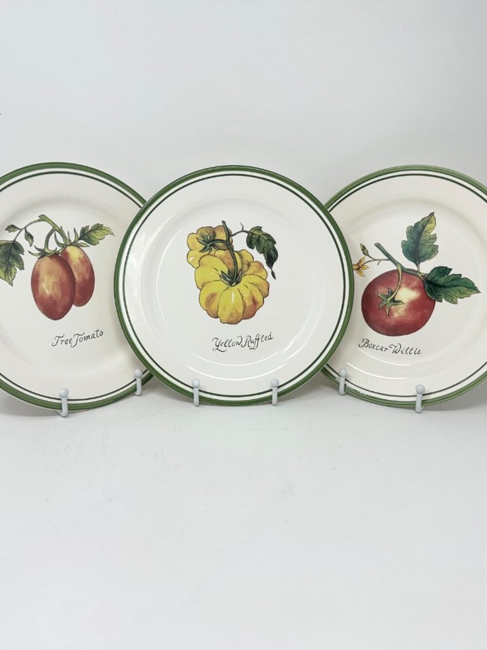 Williams Sonoma Vintage Heirloom Tomato Collection Luncheon/Salad/App Plates (3)